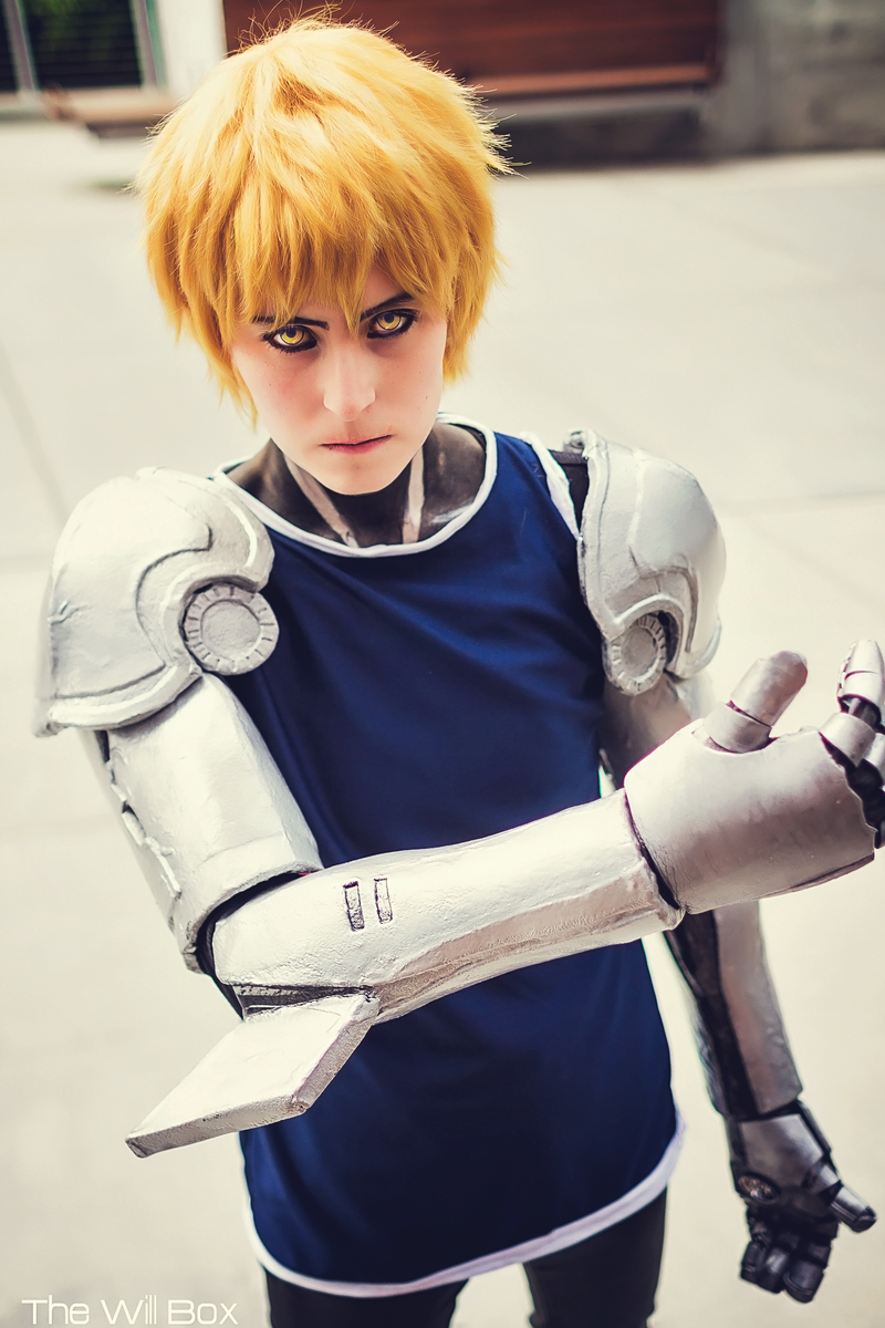 Illustration for article titled Perfect One Punch Cosplay